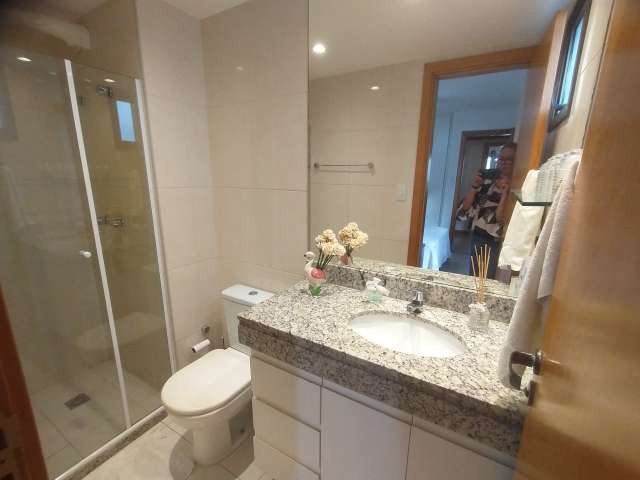 Apartamento na Pituba com 3 suítes, 132m² à venda por R$ 1.200.000,00