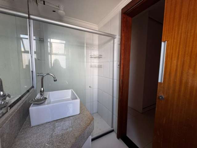 Apartamento em Vilas do Atlântico com 2 quartos e 1 suíte, 85m² à venda por R$ 445.000,00