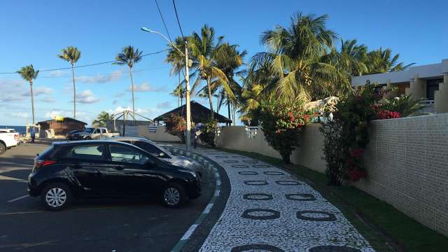 Apartamento em Guarajuba com 2 quartos, 80m² à venda por R$ 790.000,00