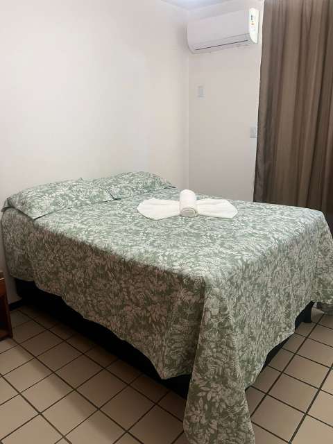 Apartamento em Guarajuba com 2 quartos, 80m² à venda por R$ 790.000,00