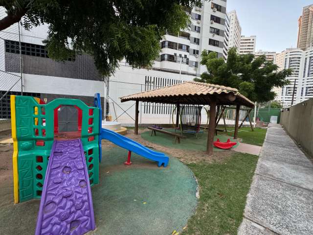Cobertura no Aquarius com 4 quartos e 2 suítes, 210m² à venda por R$ 1.900.000,00