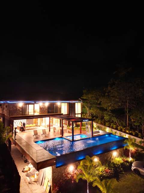 Casa em Praia do Forte PORTEIRA FECHADA com 6 suítes, 760m² à venda por R$ 11.000.000,00