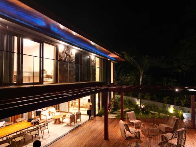 Casa em Praia do Forte PORTEIRA FECHADA com 6 suítes, 760m² à venda por R$ 11.000.000,00