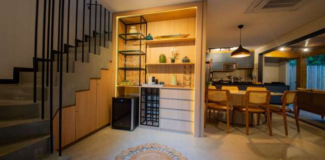 Casa na Praia do Forte PORTEIRA FECHADA com 3 suítes, 115m² à venda por R$ 2.700.000,00