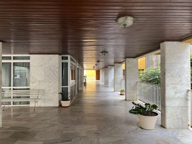 Apartamento em Nazaré com 3 quartos e 1 suíte, 163m² à venda por R$ 390.000,00