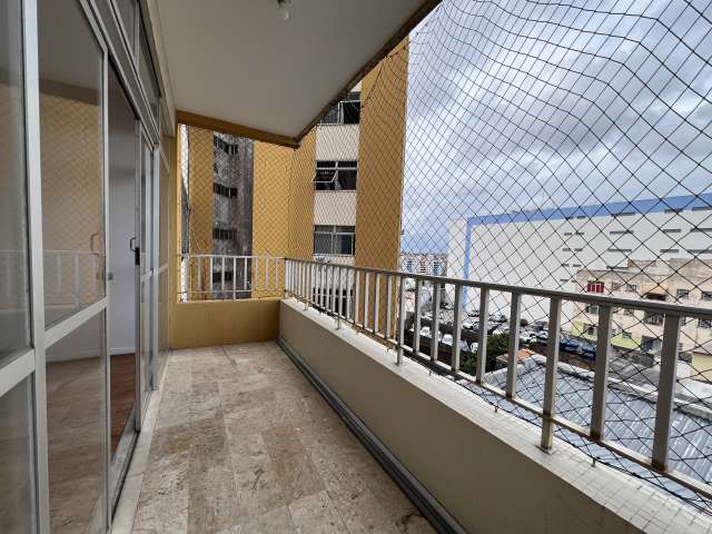 Apartamento em Nazaré com 3 quartos e 1 suíte, 163m² à venda por R$ 390.000,00
