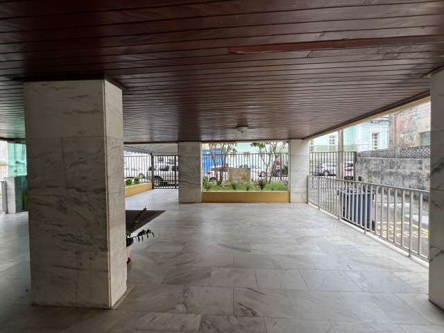 Apartamento em Nazaré com 3 quartos e 1 suíte, 163m² à venda por R$ 390.000,00