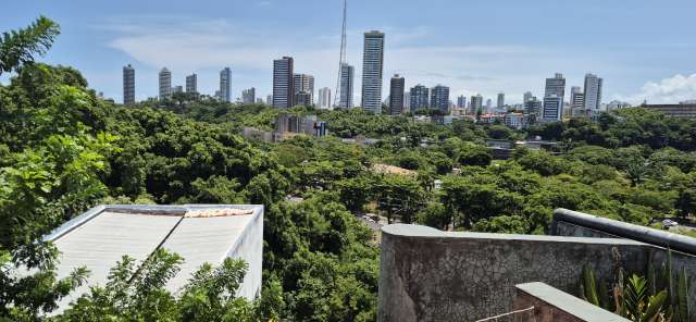 Apartamento com 1 quarto e 1 suíte, 15,00 m² para alugar por R$ 1.700,00 - Ondina, Salvador/BA