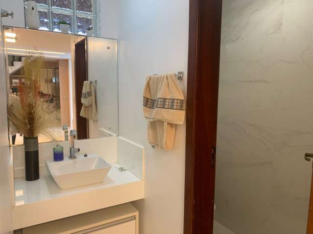 Casa na Vila Laura com 5 quartos e 4 suítes, 297m² à venda por R$ 1.290.000,00