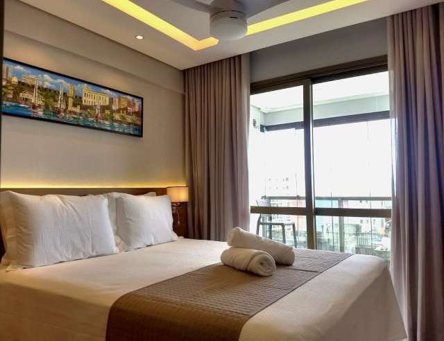 Apartamento na Barra PORTEIRA FECHADA com 1 suíte, 50m² à venda por R$ 800.000,00