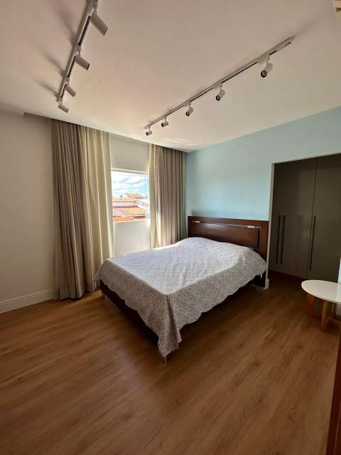 Casa em Piatã com 4 suítes, 212m² à venda por R$ 1.200.000,00