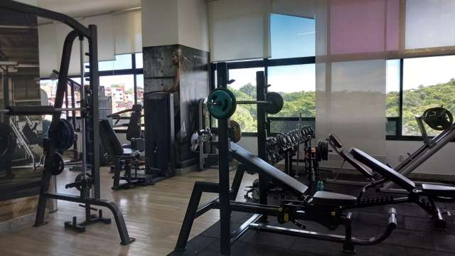Apartamento na Garibaldi com 1 quarto, 57m² à venda por R$ 560.000,00