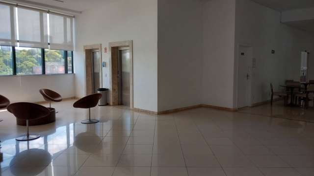 Apartamento na Garibaldi com 1 quarto, 57m² à venda por R$ 560.000,00