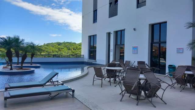Apartamento na Garibaldi com 1 quarto, 57m² à venda por R$ 560.000,00