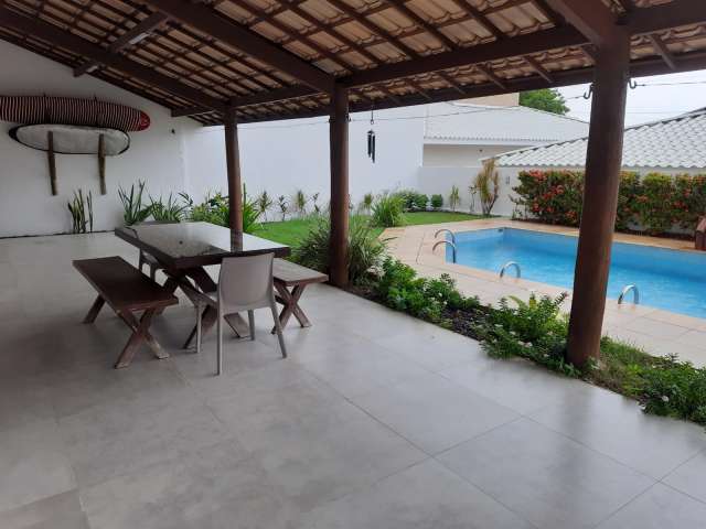 Casa em Vilas do Atlântico com 4 suítes, 317m² à venda por R$ 1.750.000,00