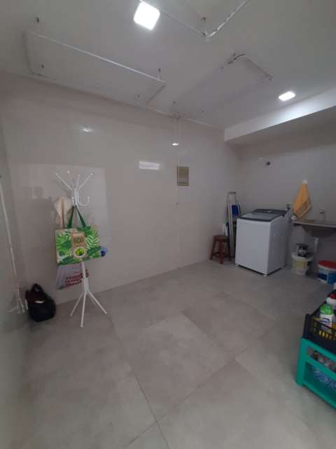 Casa em Vilas do Atlântico com 4 suítes, 317m² à venda por R$ 1.750.000,00