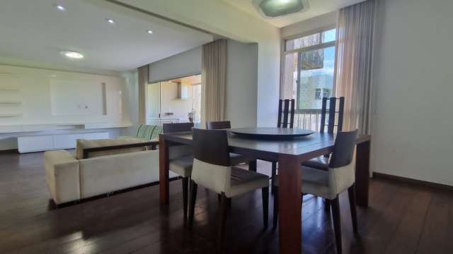 Apartamento na Ondina com 4 quartos e 3 suítes, 211m² à venda por R$ 750.000,00
