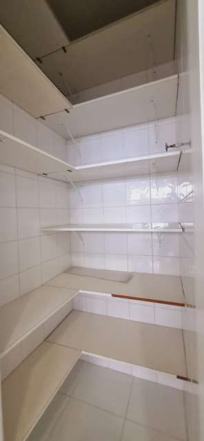 Apartamento na Ondina com 4 quartos e 3 suítes, 211m² à venda por R$ 750.000,00