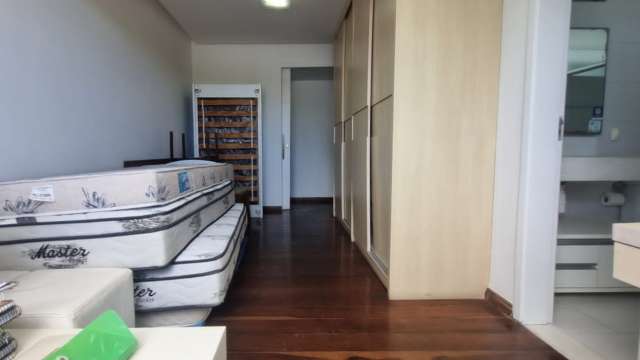 Apartamento na Ondina com 4 quartos e 3 suítes, 211m² à venda por R$ 750.000,00