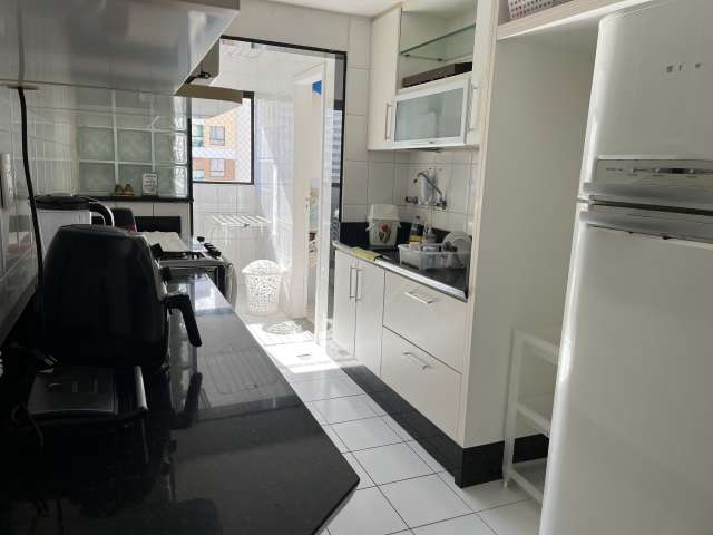 Apartamento na Pituba com 4 quartos e 2 suítes, 116m² à venda por R$ 688.000,00