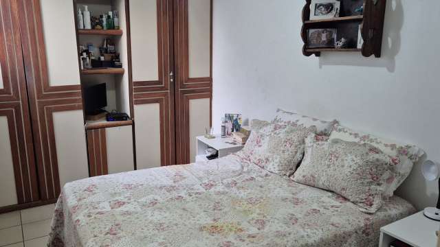 Apartamento no Rio Vermelho com 3 quartos, 84m² à venda por R$ 400.000,00