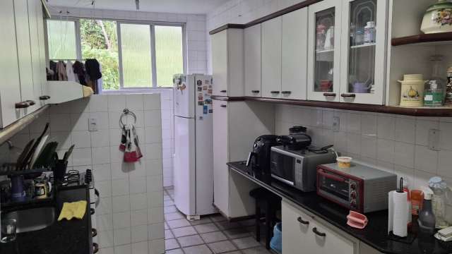 Apartamento no Rio Vermelho com 3 quartos, 84m² à venda por R$ 400.000,00