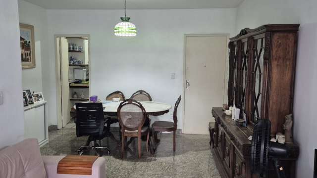 Apartamento no Rio Vermelho com 3 quartos, 84m² à venda por R$ 400.000,00