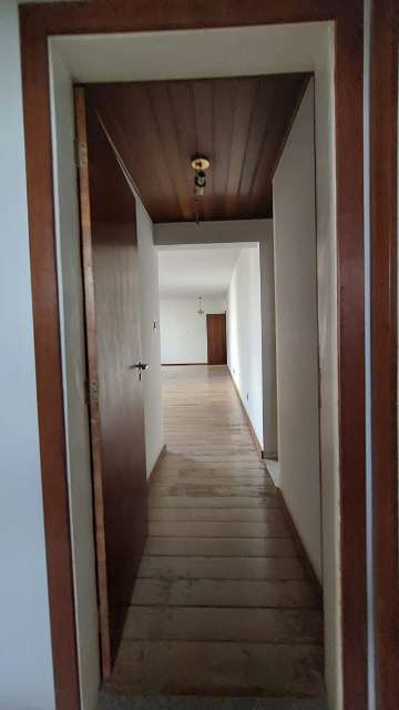 Apartamento na Barra com 3 quartos e 1 suíte, 155m² à venda por R$ 730.000,00