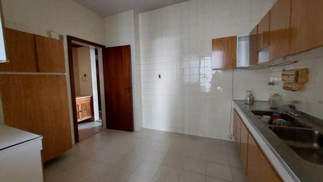 Apartamento na Barra com 3 quartos e 1 suíte, 155m² à venda por R$ 730.000,00