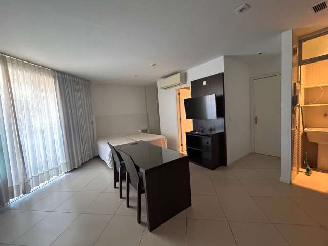 Apartamento com 1 quarto, 46,00 m² para alugar por R$ 2.050,00 - Caminho das Árvores, Salvador/BA
