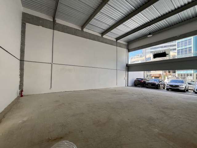 Loja com 200,00 m² para alugar por R$ 12.000,00 - Barra, Salvador/BA.