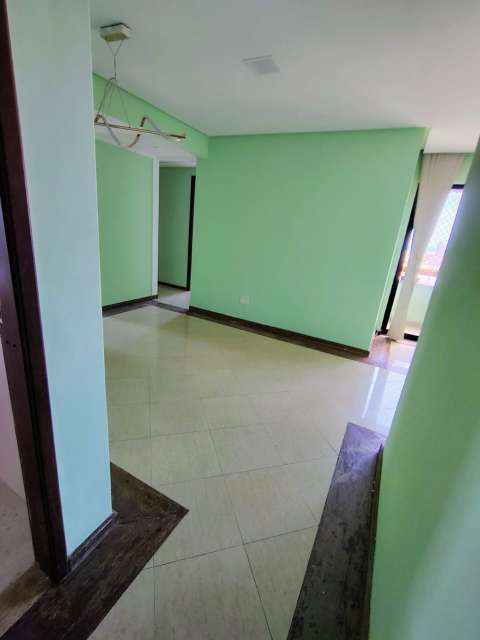 Apartamento com 3 quartos e 1 suíte, 87,00 m² para alugar por R$ 4.000,00 - Cidade Jardim - Salvador/BA 