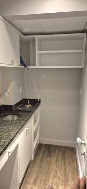 Sala com 66,00 m² para alugar por R$ 5.000,00 - Caminho da Árvores - Salvador/BA