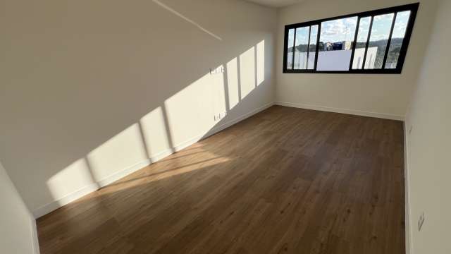 Casa em Abrantes com 4 suítes, 294,00 m² à venda por R$ 1.670.000,00