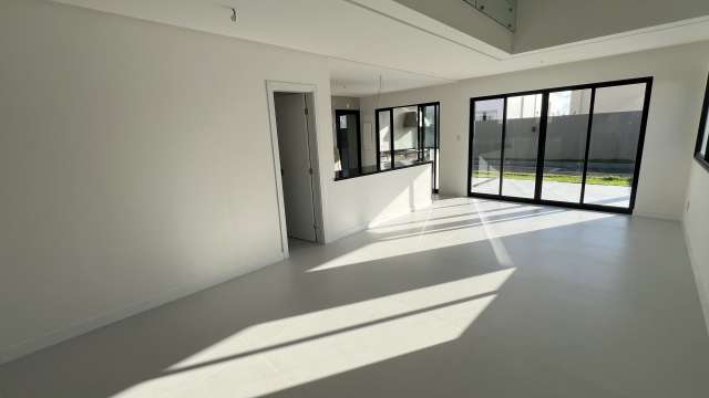 Casa em Abrantes com 4 suítes, 294,00 m² à venda por R$ 1.670.000,00