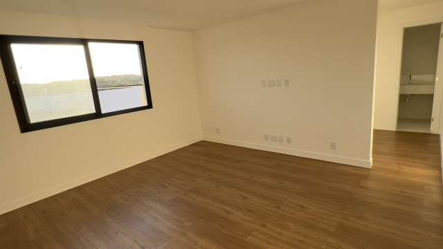 Casa em Abrantes com 4 suítes, 280m² à venda por R$ 1.850.000,00