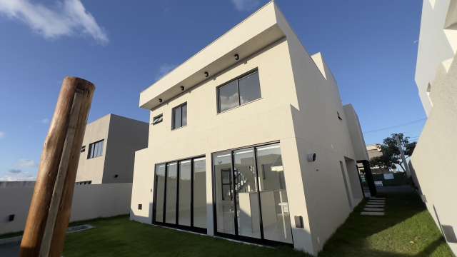 Casa em Abrantes com 4 suítes, 280m² à venda por R$ 1.850.000,00