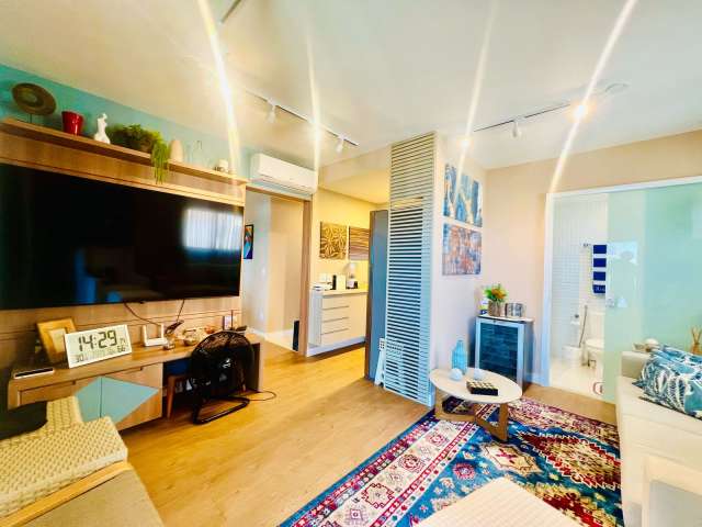 Apartamento na Barra PORTEIRA FECHADA com 1 suíte, 61m² à venda por R$ 1.150.000,00