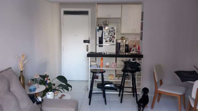 Apartamento no Imbuí com 2 quartos e 1 suíte, 69m² à venda por R$ 375.000,00
