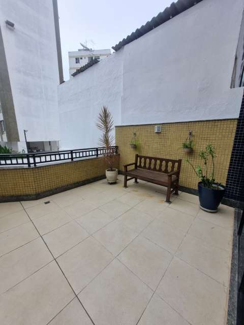 Apartamento com 2 quartos e 1 suíte, 65,00 m² para alugar por R$ 2.500,00 - Jardim Apipema - Salvador/BA 