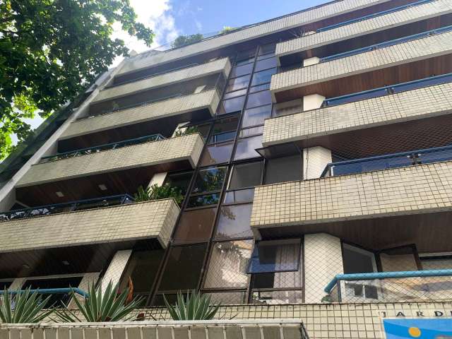 Apartamento com 3 quartos e 1 suíte, 90,00 m² para alugar por R$ 2.094,00