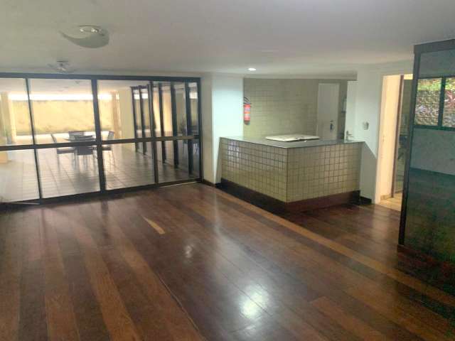 Apartamento com 3 quartos e 1 suíte, 90,00 m² para alugar por R$ 2.094,00
