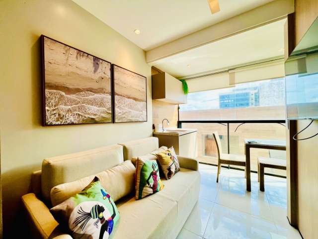 Apartamento na Barra PORTEIRA FECHADA com 1 suíte, 29m² à venda por R$ 650.000,00