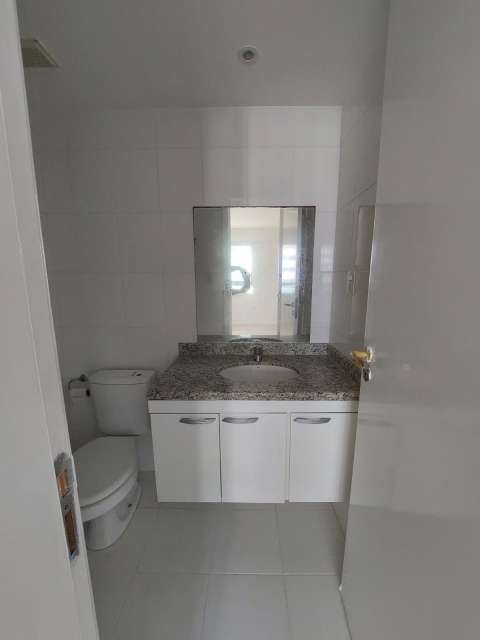 Cobertura em Armação com 3 quartos e 2 suítes, 210m² à venda por R$ 1.200.000,00