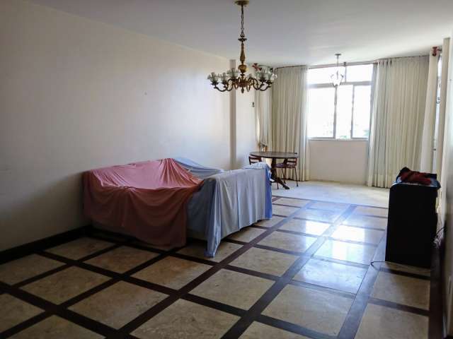 Apartamento em Chame Chame com 4 quartos e 1 suíte, 206m² à venda por R$ 950.000,00