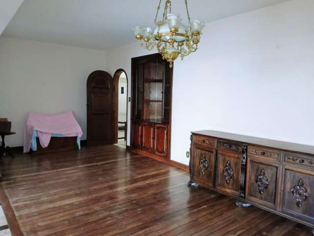 Apartamento em Chame Chame com 4 quartos e 1 suíte, 206m² à venda por R$ 950.000,00