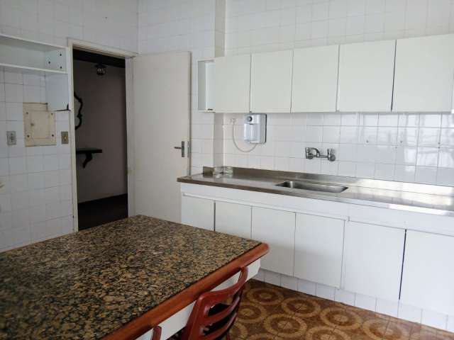 Apartamento em Chame Chame com 4 quartos e 1 suíte, 206m² à venda por R$ 950.000,00