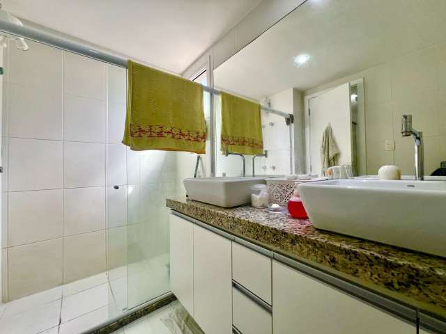 Apartamento na Barra com 4 quartos e 2 suítes, 181m² à venda por R$ 2.500.000,00