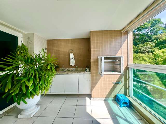 Apartamento na Barra com 4 quartos e 2 suítes, 181m² à venda por R$ 2.500.000,00