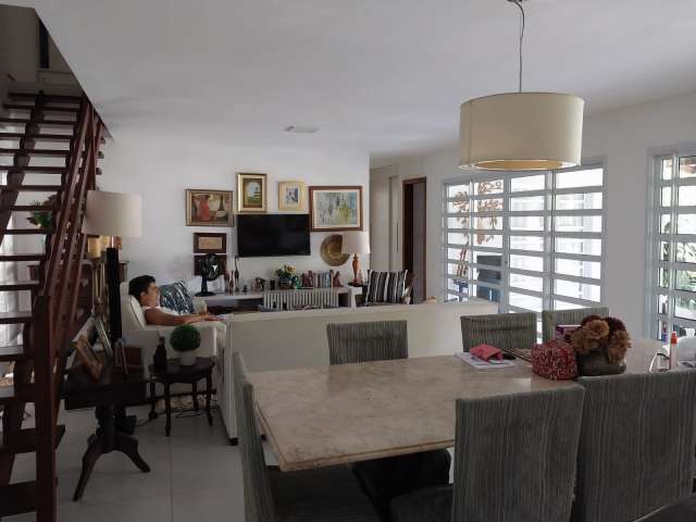 Casa em Busca Vida com 5 quartos e 4 suítes, 339m² à venda por R$ 2.100.000,00